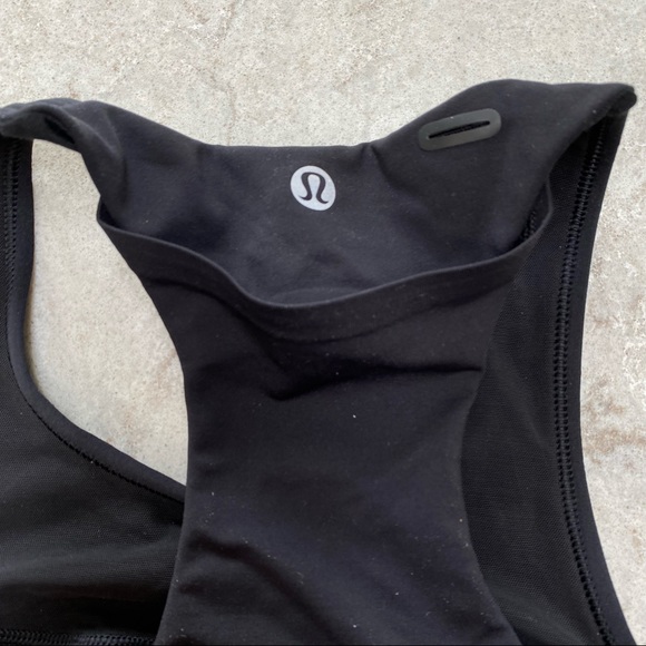 Lululemon Final Lap Tank - Picture 6 of 8